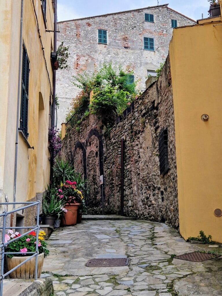 Levanto - Kohti avaraa maailmaa