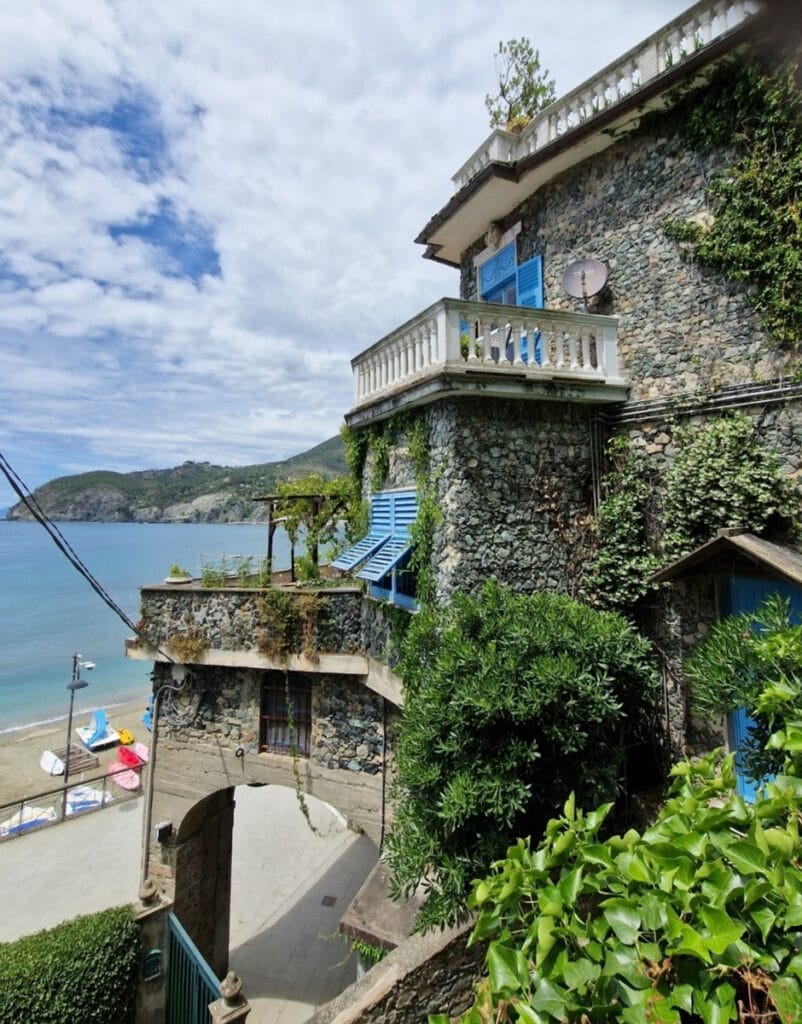 Levanto - Kohti avaraa maailmaa