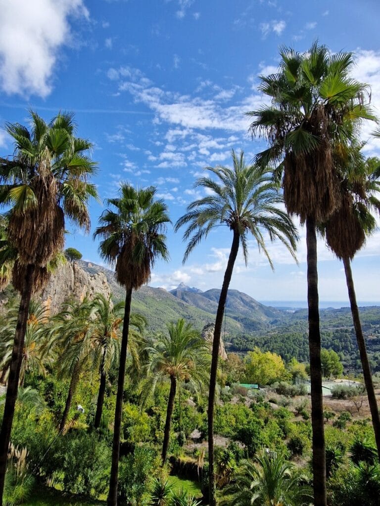 Matkalla Guadalestiin - Kohti avaraa maailmaa