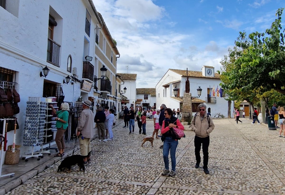 Guadalest - Kohti avaraa maailmaa