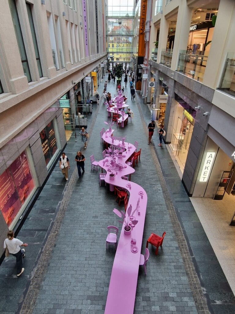 Riika - Kohti avaraa maailmaa